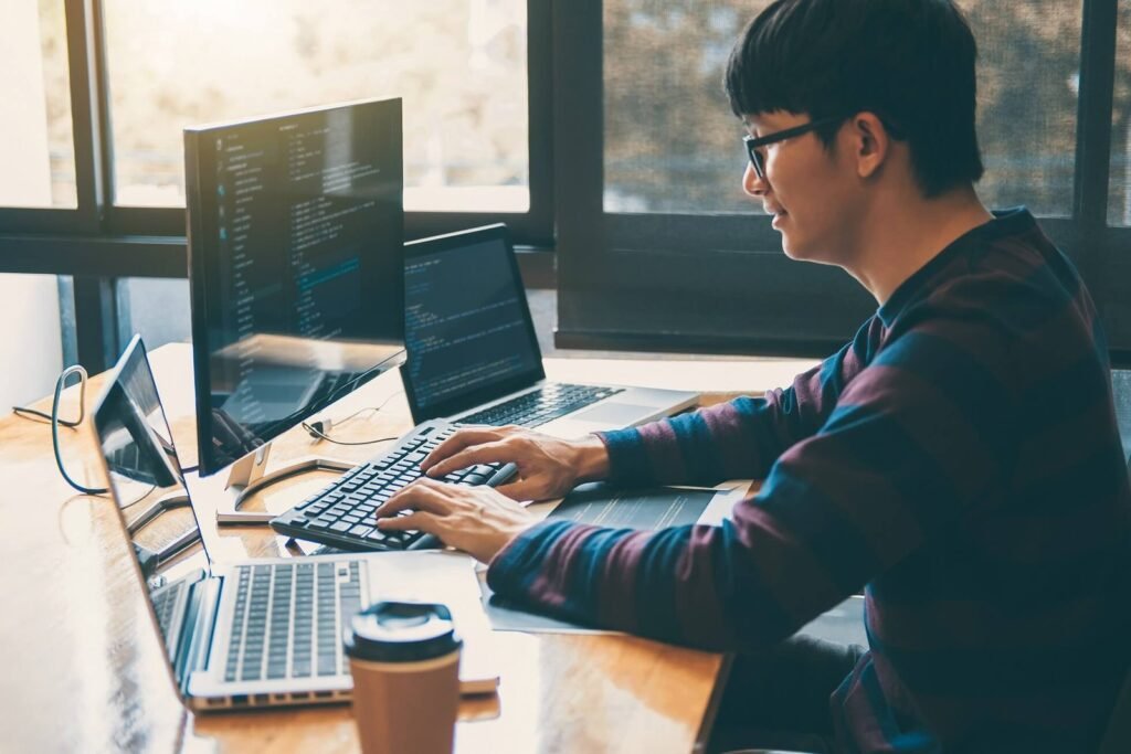 professional development programmer working in pro 2022 11 17 06 07 09 utc 1.jpg